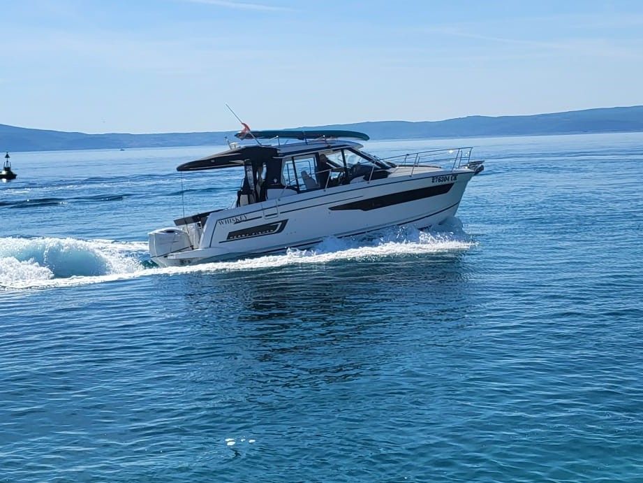 Jeanneau Merry Fisher 895 | Whiskey