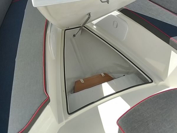 Prua al Vento Jaguar 5.7 | Toscana