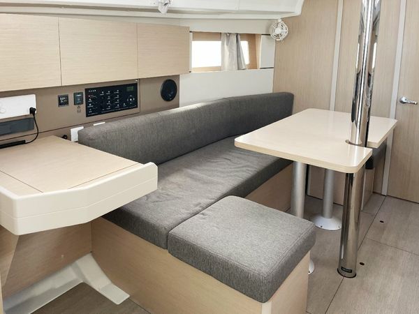 Beneteau Oceanis 35.1 | Mistral