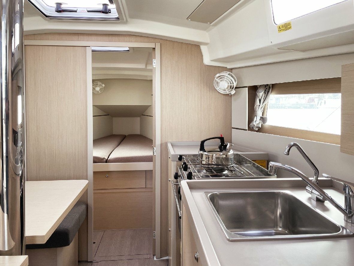 Beneteau Oceanis 35.1 | Mistral