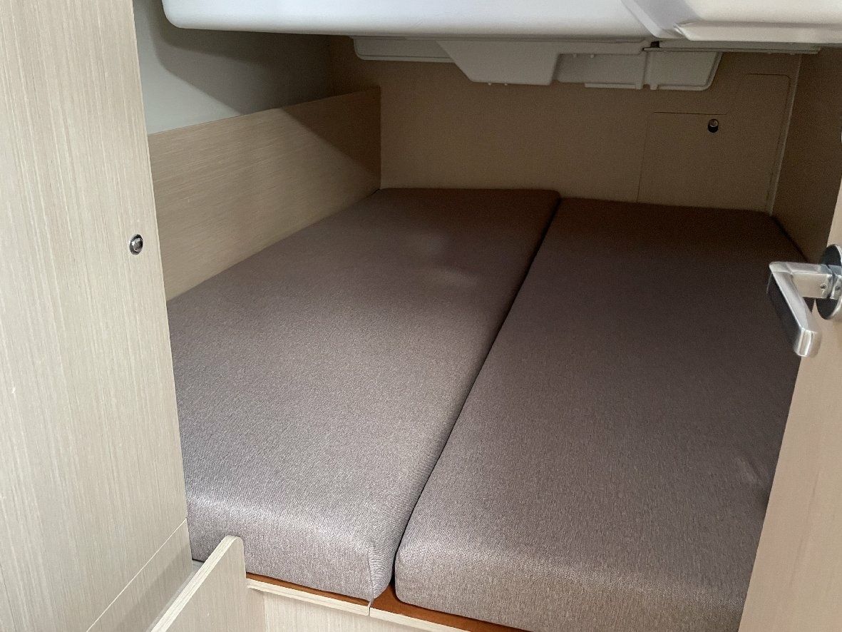 Beneteau Oceanis 35.1 | Mistral