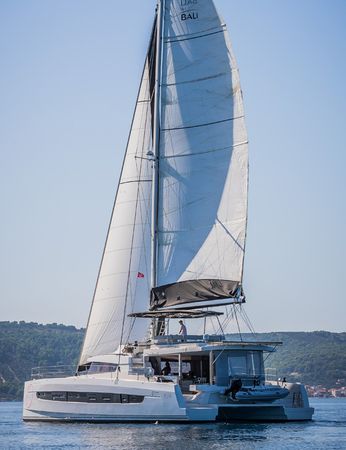 Bali 5.4 | Ocean Lounge