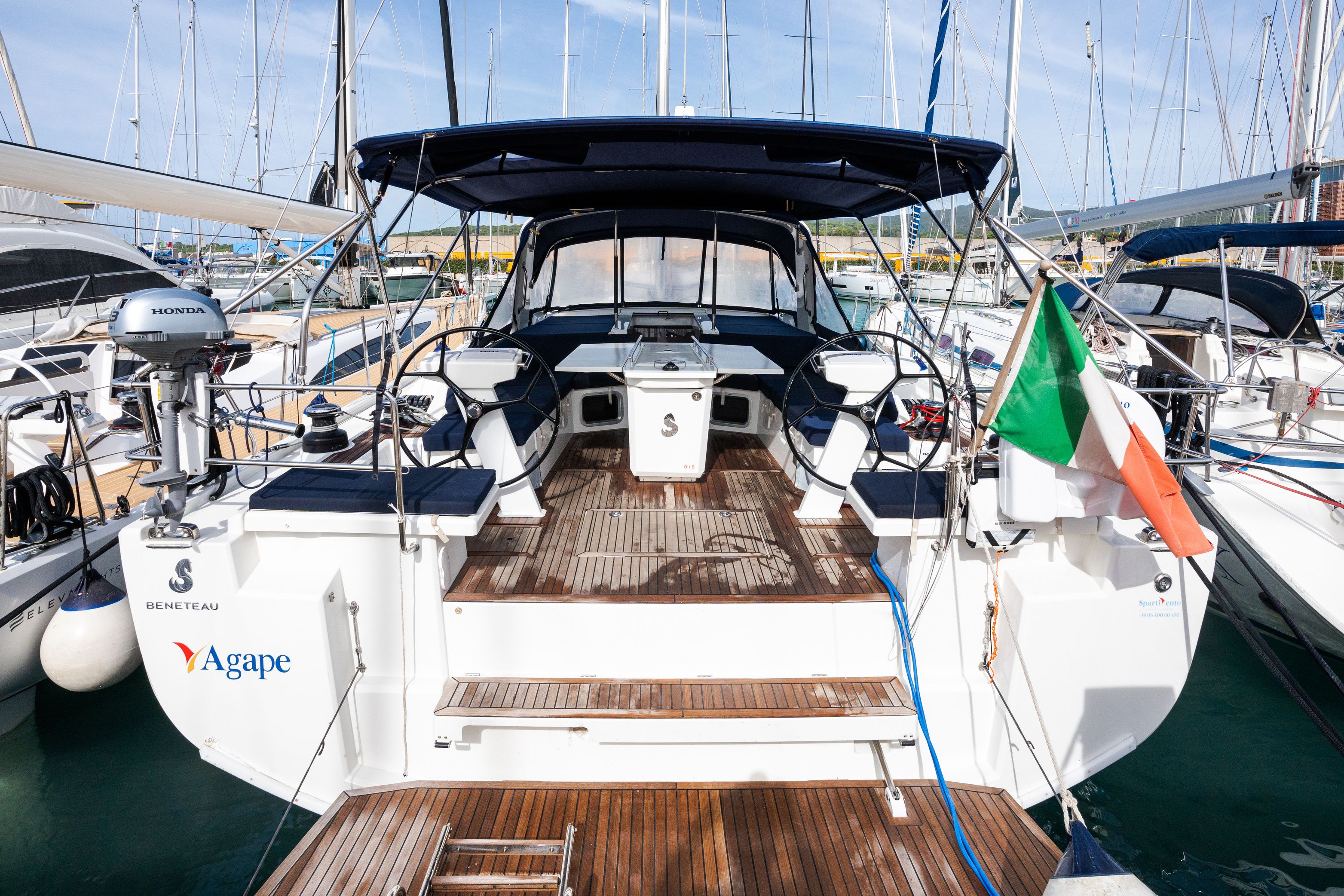 Beneteau Oceanis 51.1 | Agape