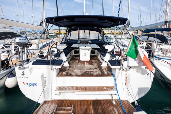 Beneteau Oceanis 51.1 | Agape