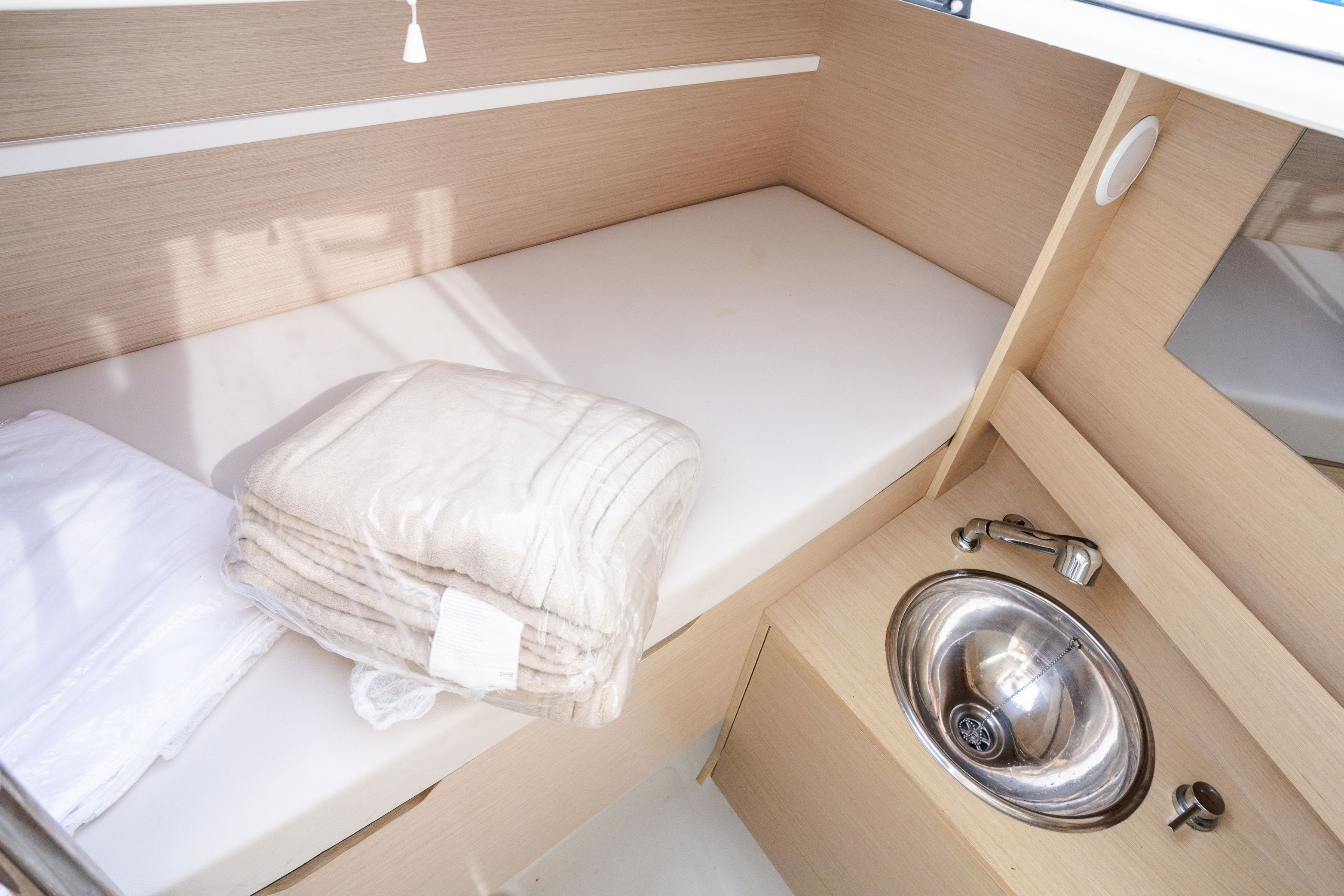 Beneteau Oceanis 51.1 | Agape