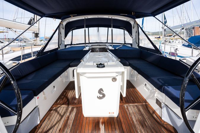 Beneteau Oceanis 51.1 | Agape