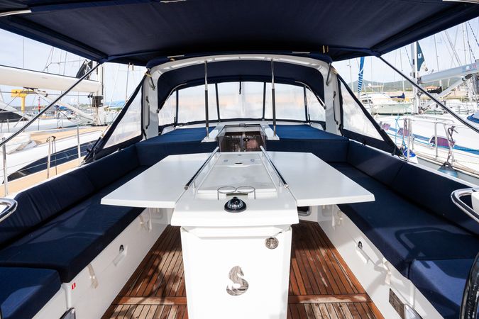 Beneteau Oceanis 51.1 | Agape