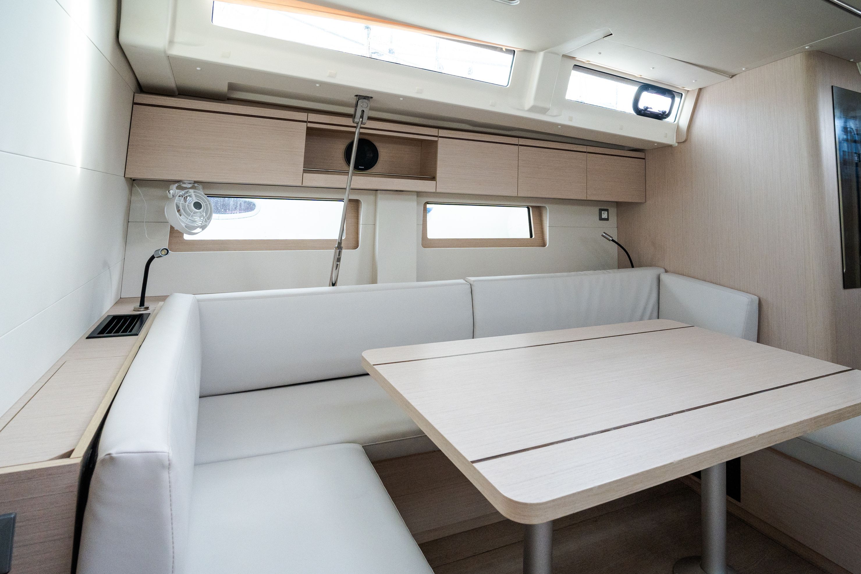 Beneteau Oceanis 51.1 | Agape