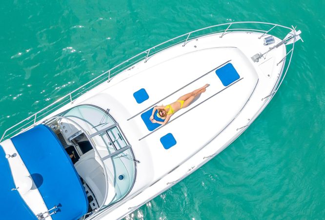 Sea Ray Sundancer 40 | Quest