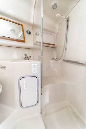 Sea Ray Sundancer 40 | Quest