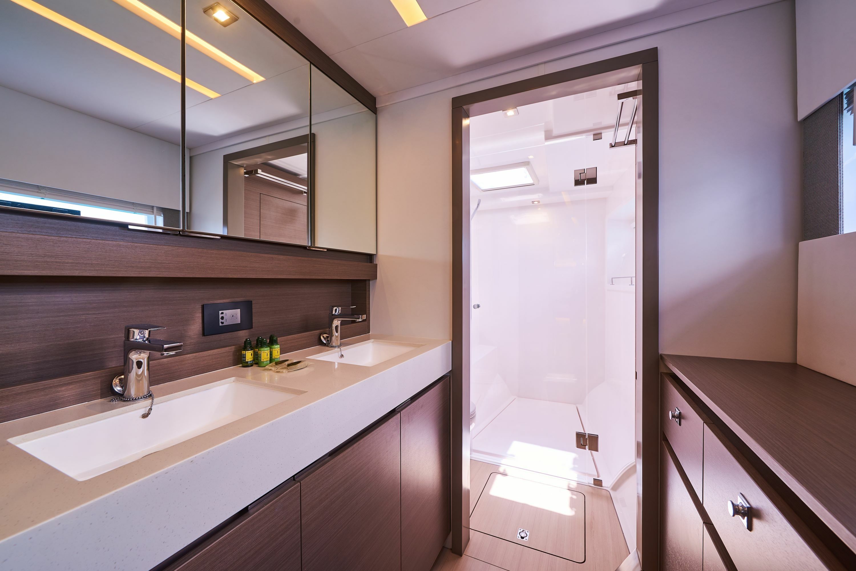 Leopard 53 | Good Vibes