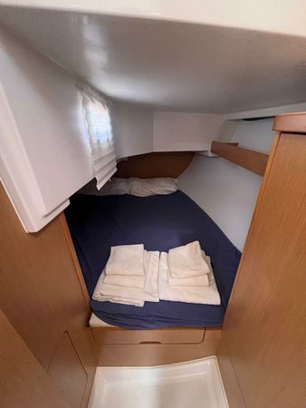 Jeanneau Sun Odyssey 319 | Lazzarone