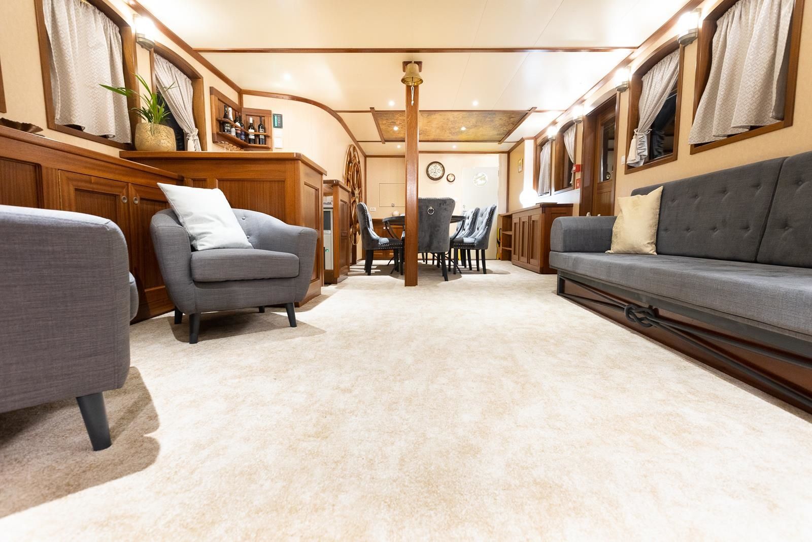 Custom Built 100 | Gallant