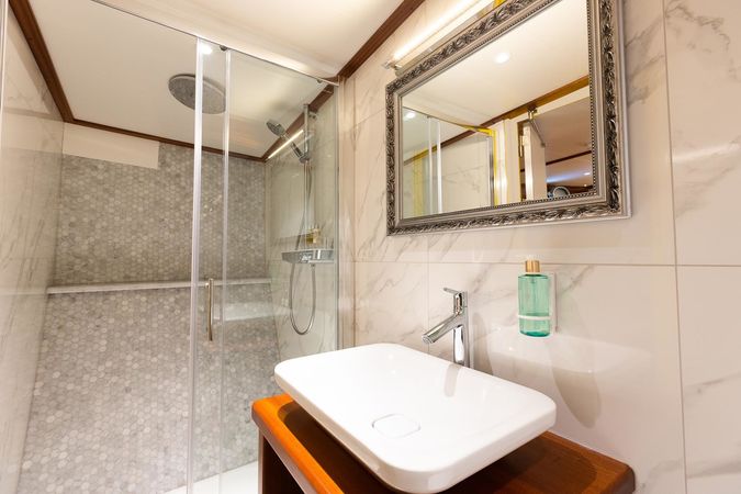 Custom Built 100 | Gallant