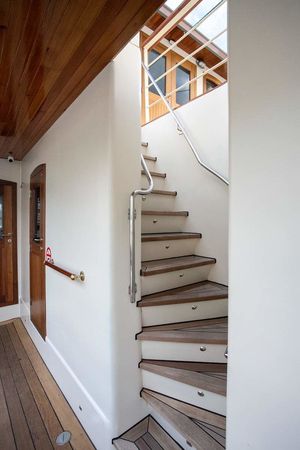 Custom Built 100 | Gallant