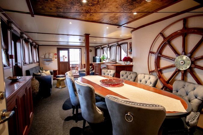 Custom Built 100 | Gallant