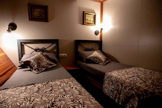 Custom Built 100 | Gallant