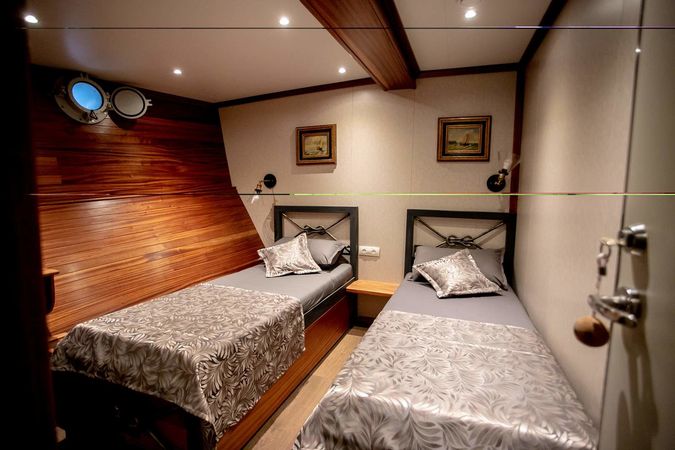 Custom Built 100 | Gallant