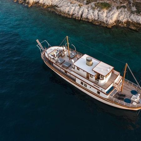 Custom Built 100 | Gallant