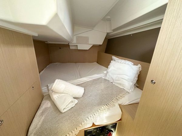 Beneteau Oceanis 38.1 | Vita