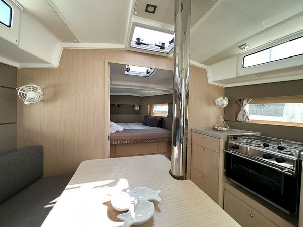 Beneteau Oceanis 38.1 | Vita