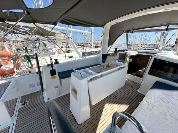 Beneteau Oceanis 38.1 | Vita