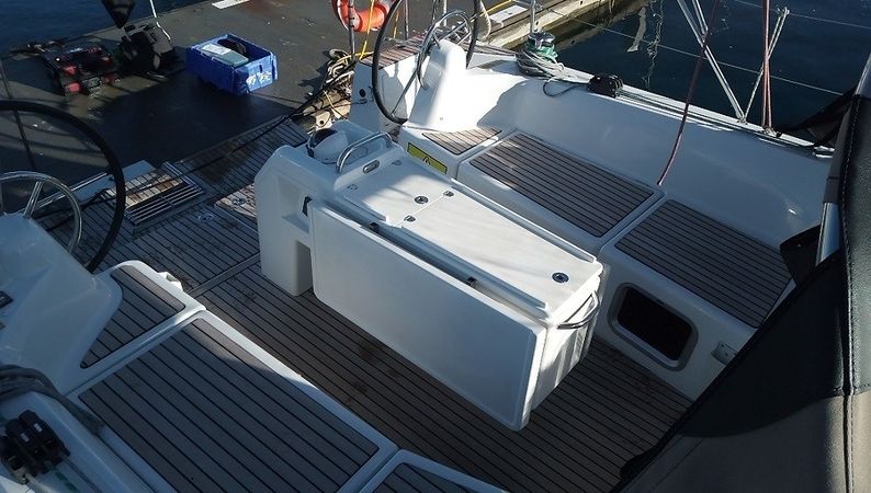 Jeanneau Sun Odyssey 410 | Rocabruna
