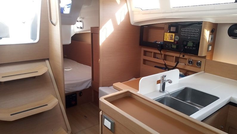 Jeanneau Sun Odyssey 410 | Rocabruna