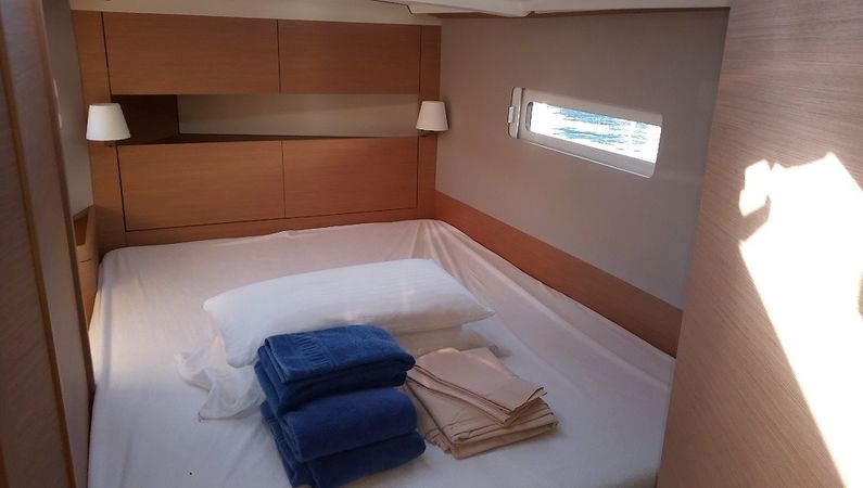 Jeanneau Sun Odyssey 410 | Rocabruna