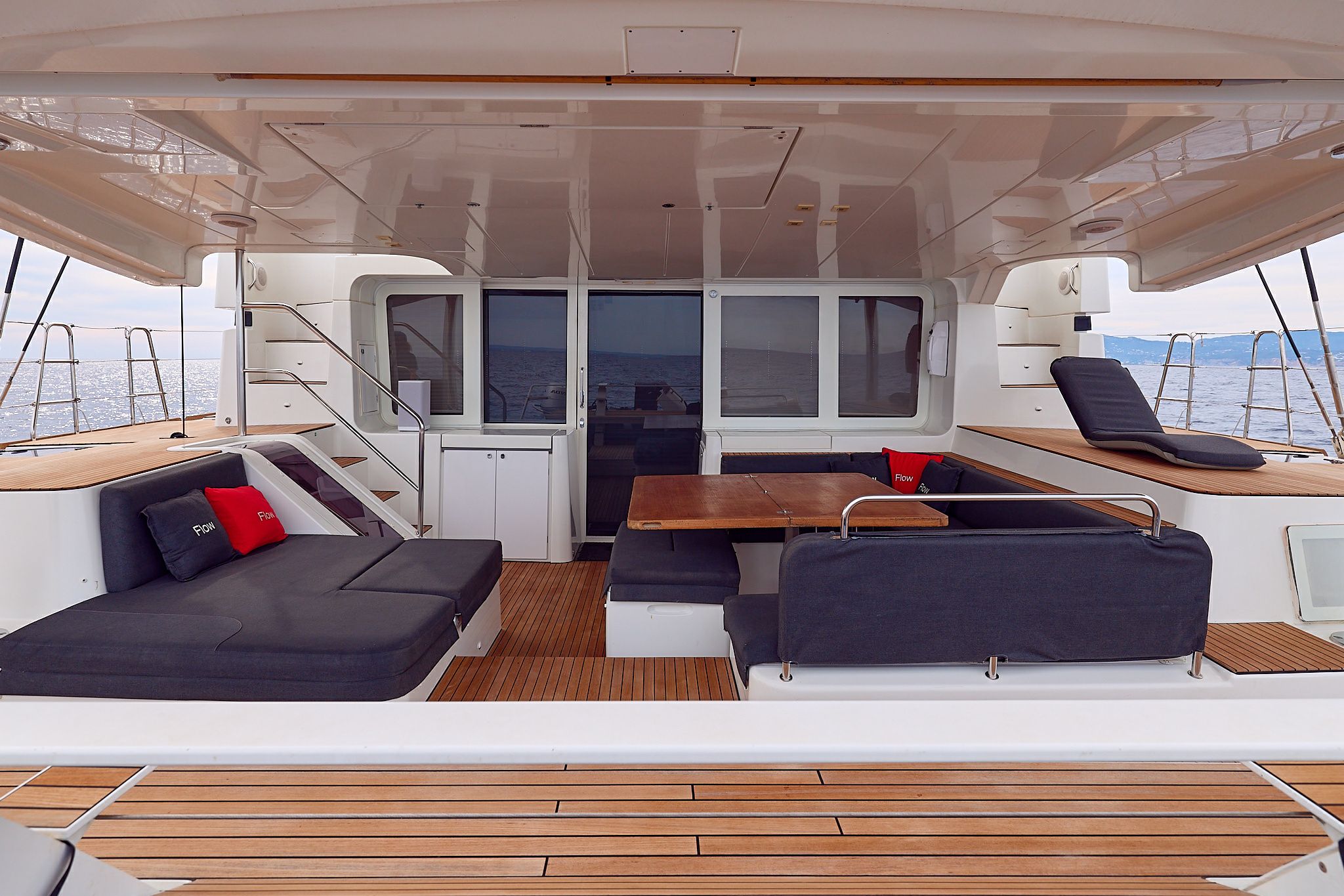 Lagoon 52 F | Flow