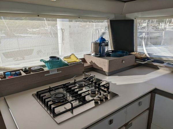 Fountaine Pajot Elba 45 | Free To Be