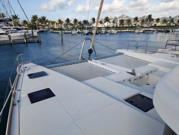 Lagoon 52 F | Askela