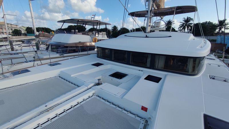 Lagoon 52 F | Askela