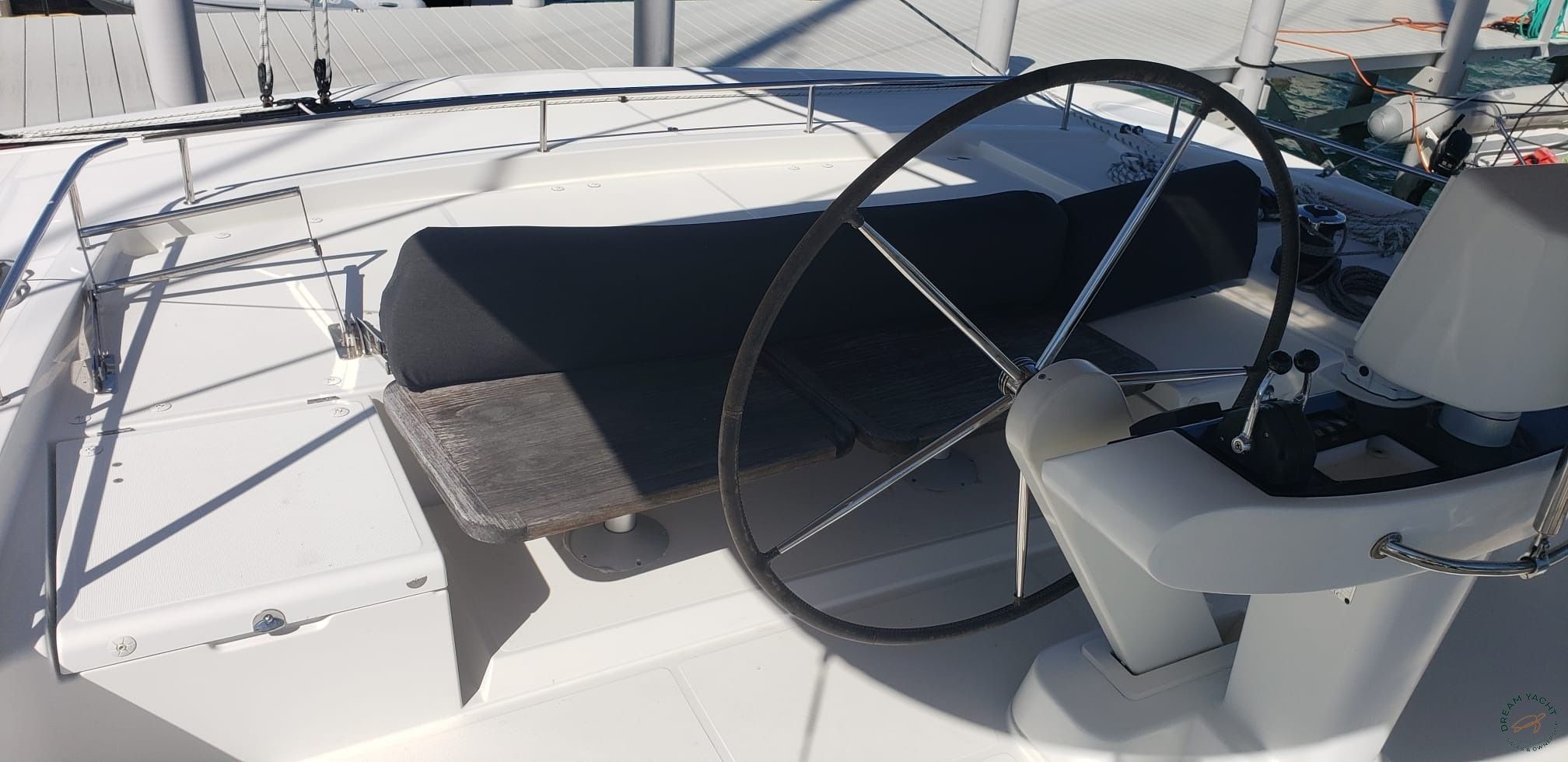 Lagoon 52 F | Askela