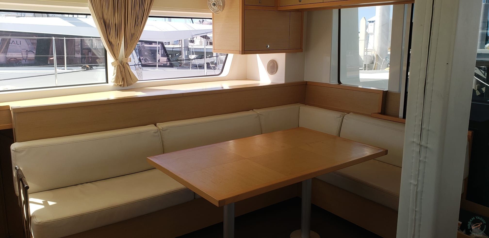 Lagoon 52 F | Askela