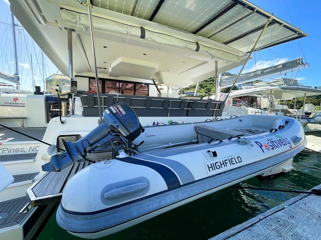 Fountaine Pajot Aura 51 | Absolutely