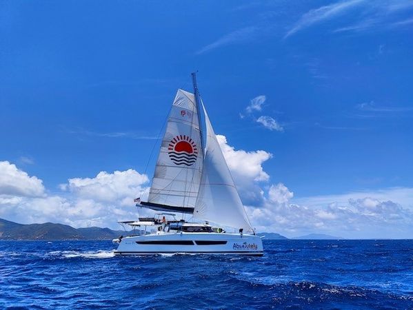 Fountaine Pajot Aura 51 | Absolutely
