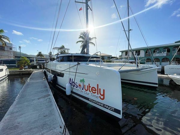 Fountaine Pajot Aura 51 | Absolutely