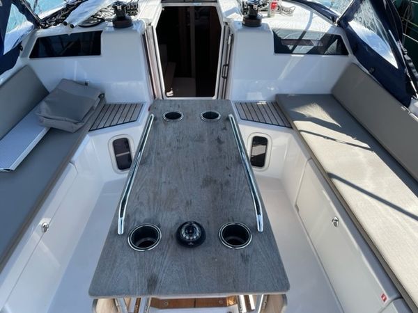 Beneteau Oceanis 40.1 | Enjoy