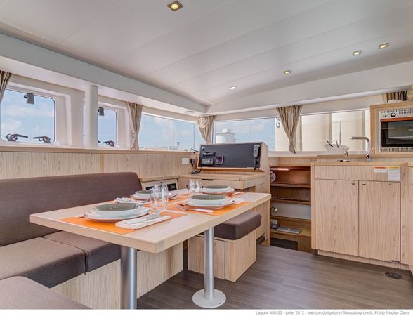 Lagoon 400 S2 | Orion 7