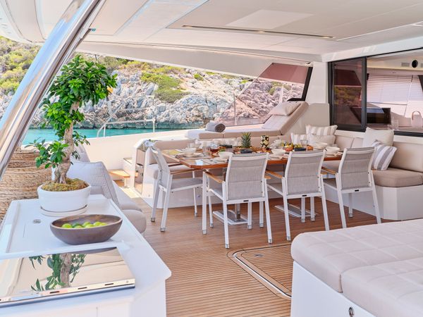 Fountaine Pajot Alegria 67 | Alexandra II