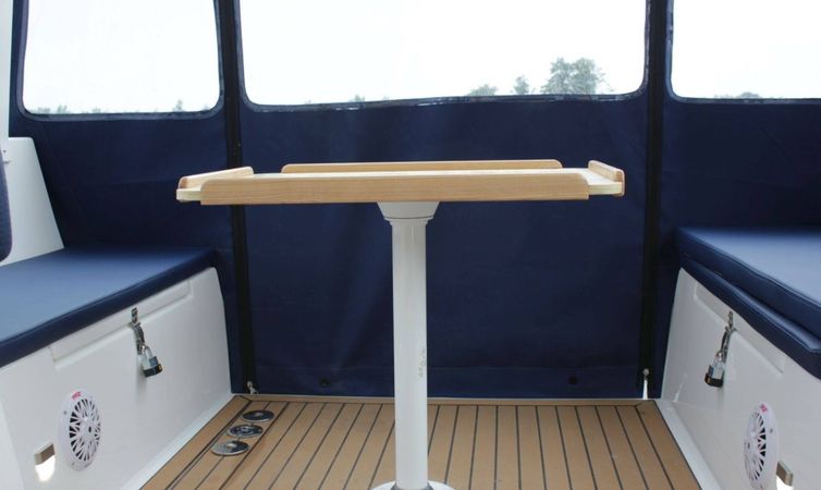 Weekend 820 | Symi Deluxe