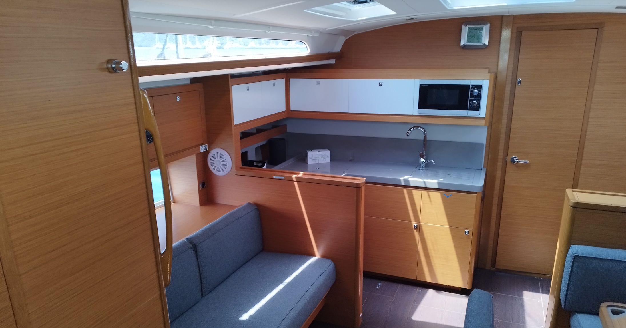 Dufour 470 | Euphoria