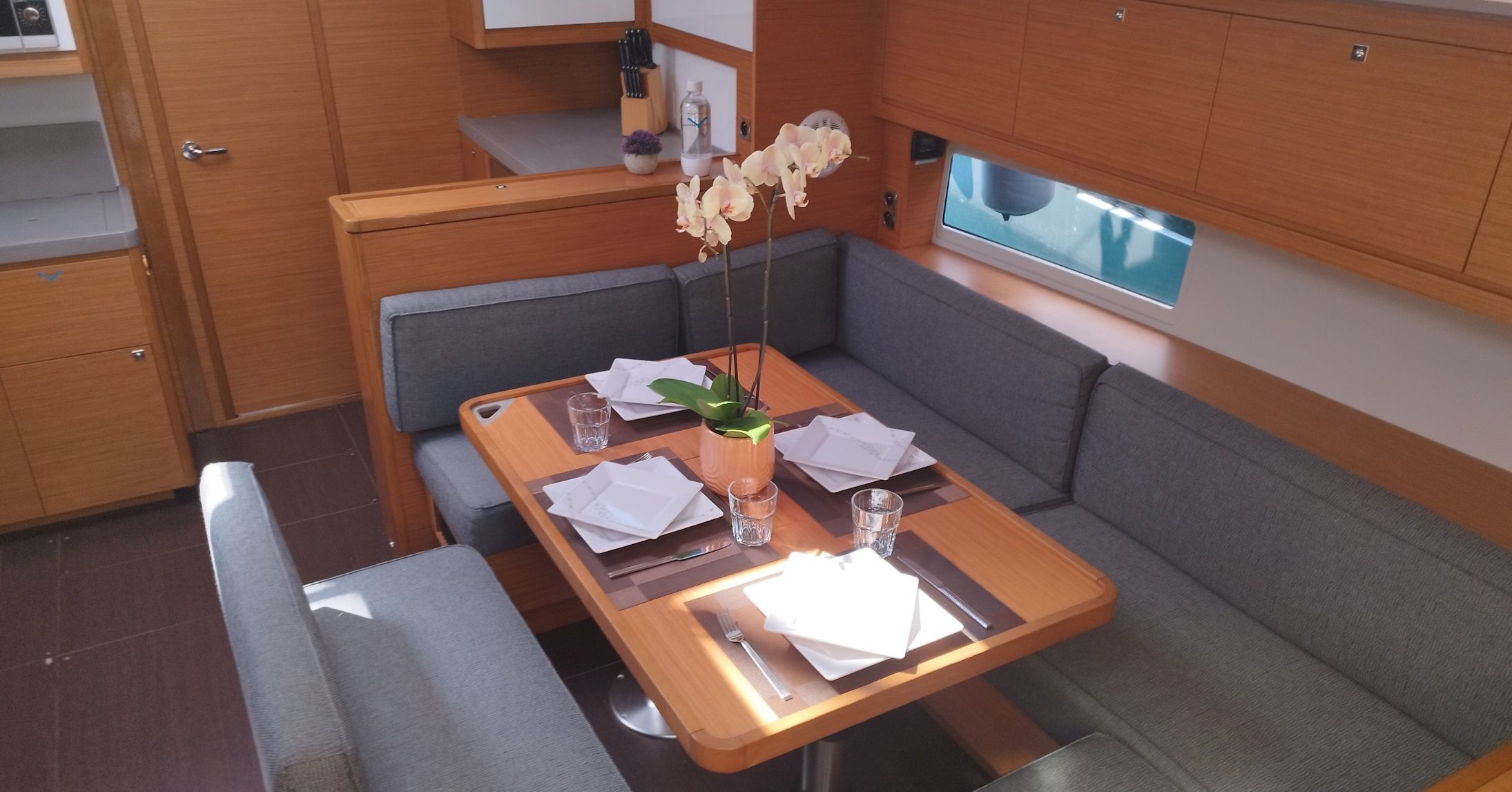 Dufour 470 | Euphoria