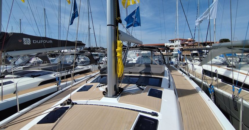 Dufour 470 | Euphoria