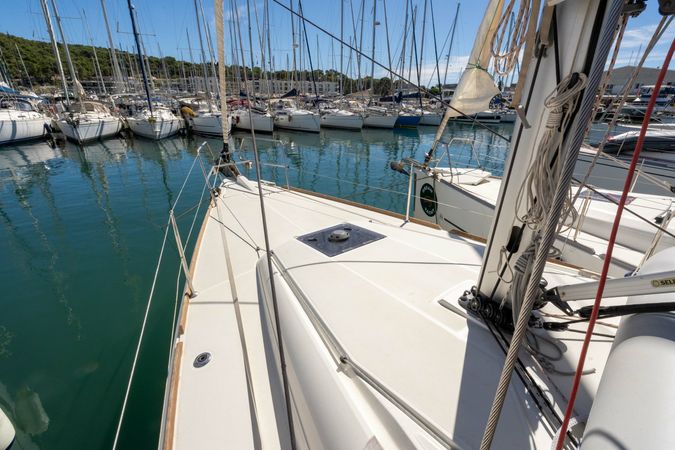 Jeanneau Sun Odyssey 389 | Pewee