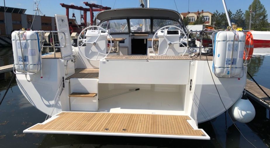 Bavaria C50 | The Wind