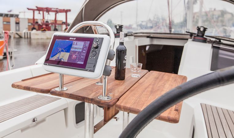 Jeanneau Sun Odyssey 379 | Heho