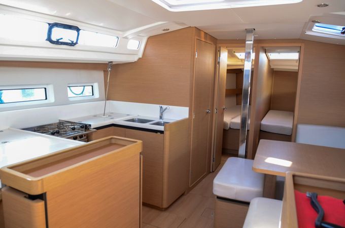Jeanneau Sun Odyssey 440 | Sandy