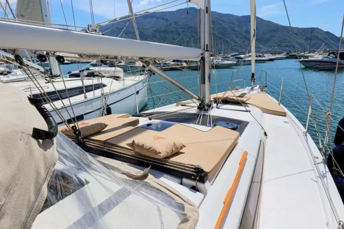 Dufour 390 | Shibumi